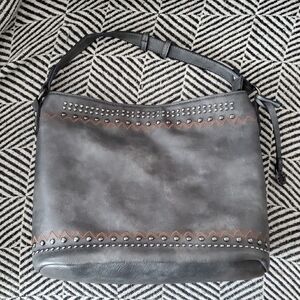 😸Alberto Beckylynn Gray Studded Handbag
